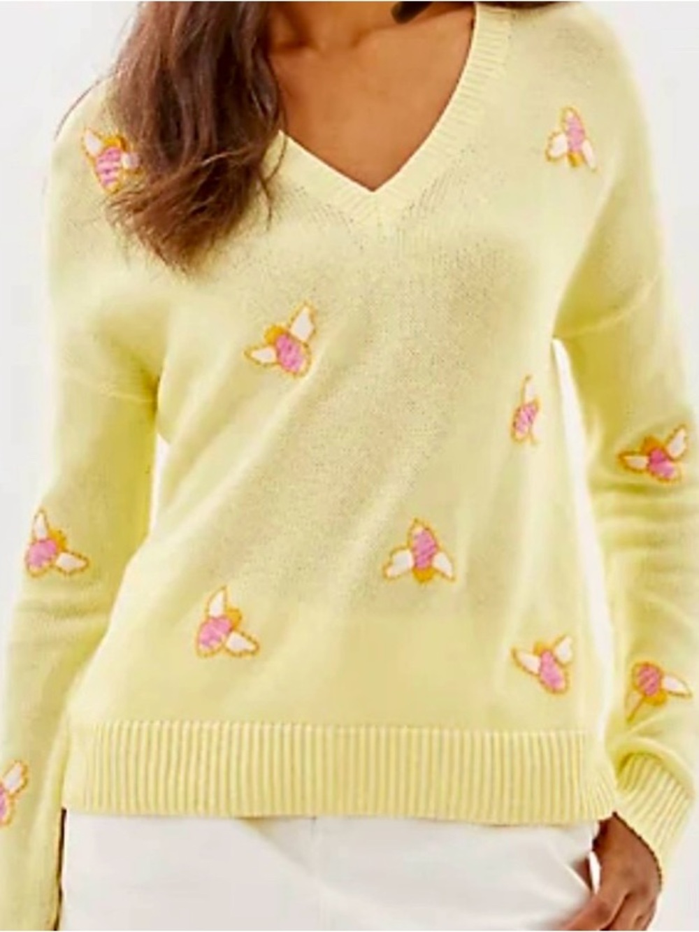 Lilly Pulitzer Tensley Pale Yellow V-Neck Sweater with Pink Bee Embroidery NEW